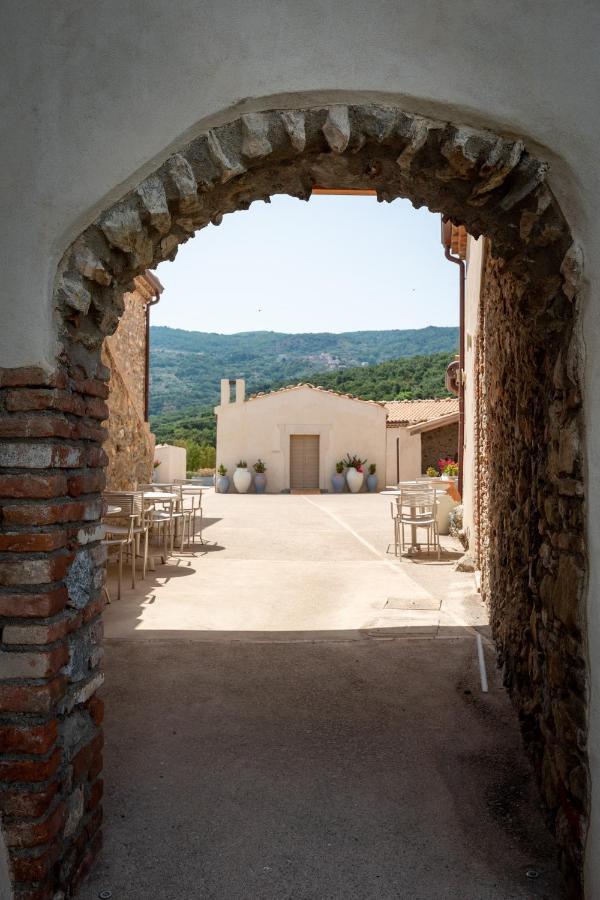 Borgo D'Orlando - Small Country Hotel Mirto  Extérieur photo