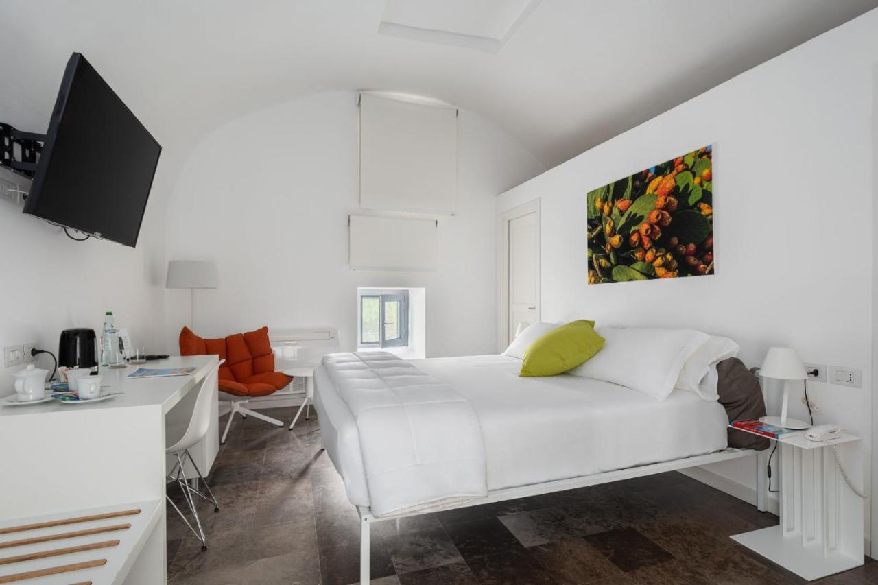 Borgo D'Orlando - Small Country Hotel Mirto  Extérieur photo