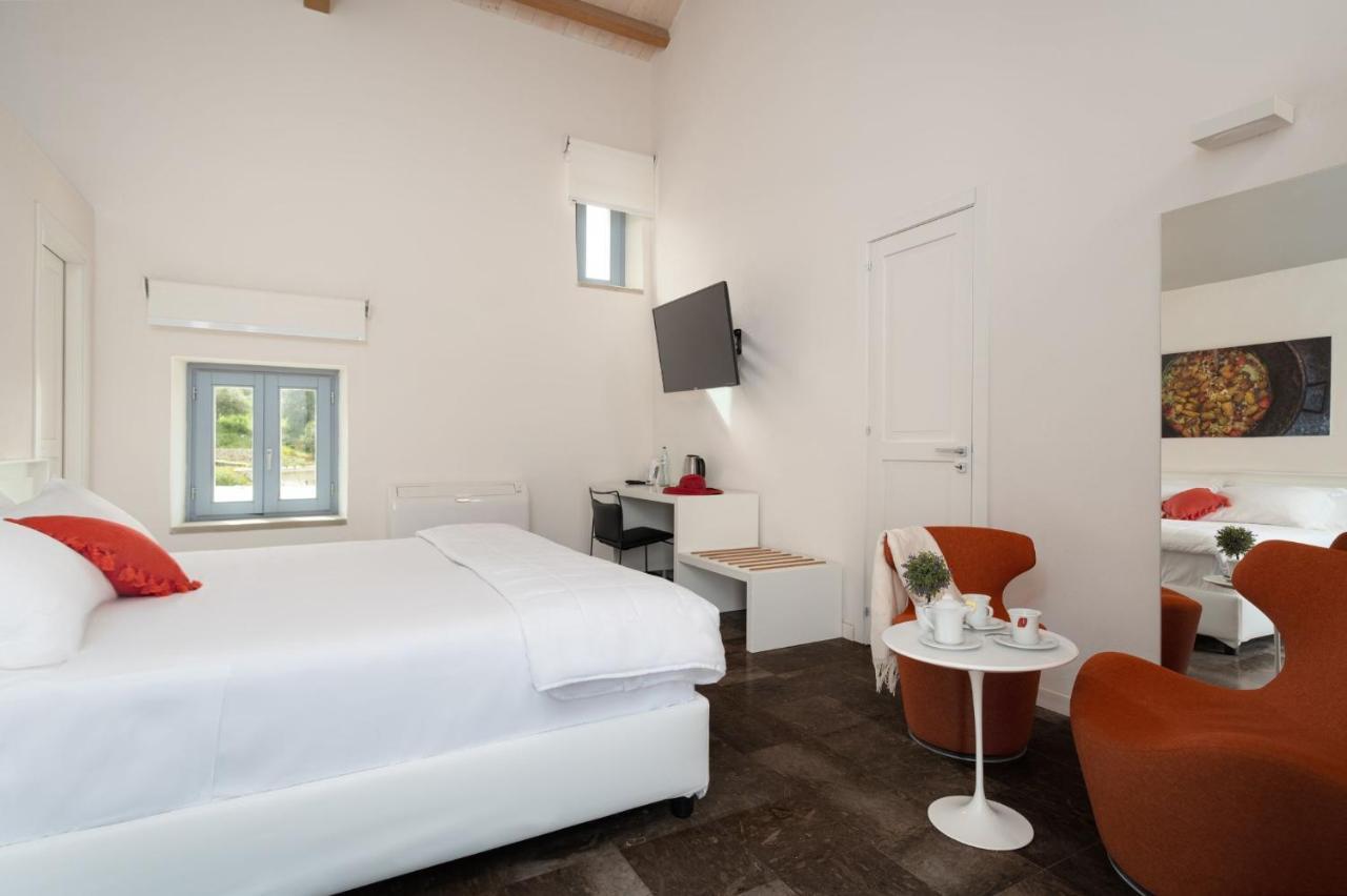 Borgo D'Orlando - Small Country Hotel Mirto  Extérieur photo