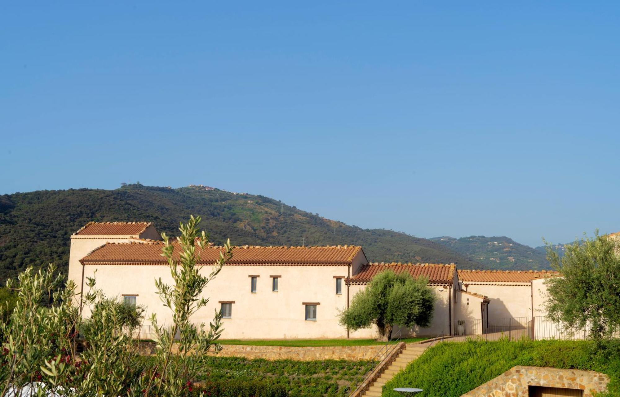 Borgo D'Orlando - Small Country Hotel Mirto  Extérieur photo